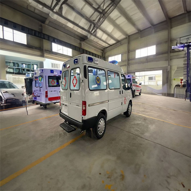 2024年宁夏自治区银川市兴庆救护车出租：银川120救护车 私人救护车租赁收费标准