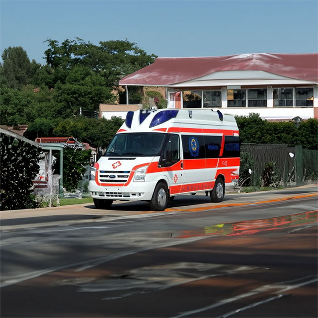 宁夏自治区银川市兴庆区租赁私家救护车转院到石嘴山市矿务局职工医院救护车出租电话哪里有