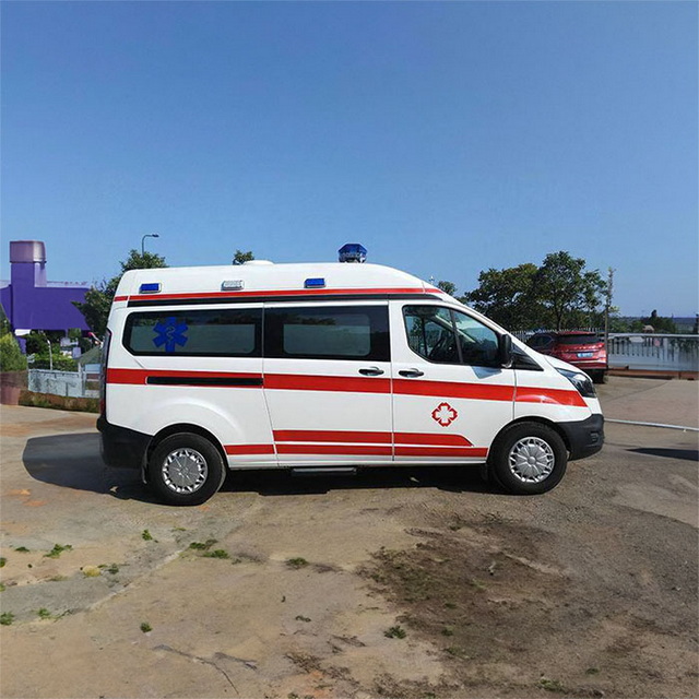 2024年宁夏银川市救护车出租：银川应急救护转运车 问一下出救护车一趟要多少钱