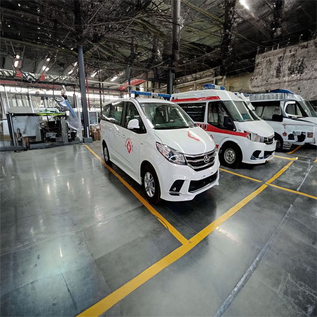 银川市辖区租120私人急救车到宁夏医学院附属医院救护车出租价格多少