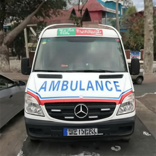 2024年宁夏金凤区救护车租赁:银川救护车转运病人多少钱 私人救护车出租电话号码