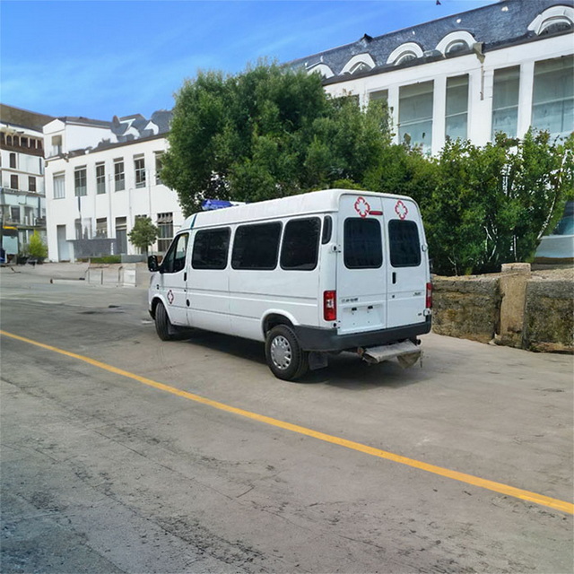 2024年宁夏自治区银川西夏区私人救护车转运病人 救护车打多少电话